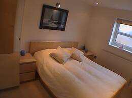 Earle House Serviced Apartments