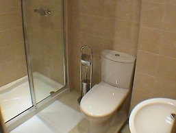 Earle House Serviced Apartments