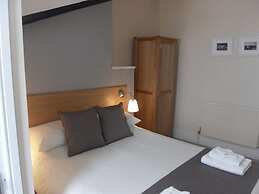 Powys Lodge
