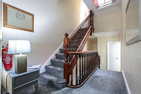 Baytree Lodge