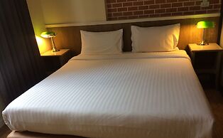 Bourbon St Boutique Hotel