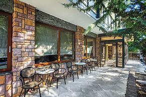 Pefka Hotel