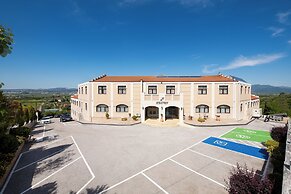 Heaven Hotel