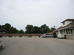 Super 7 Motel