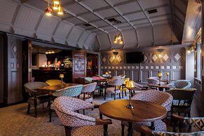 Newgrange Hotel