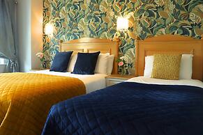Newgrange Hotel