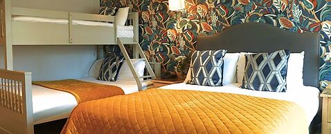 Newgrange Hotel