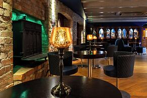 Newgrange Hotel