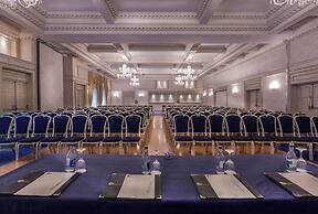Newgrange Hotel