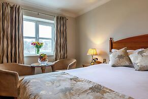 Newgrange Hotel