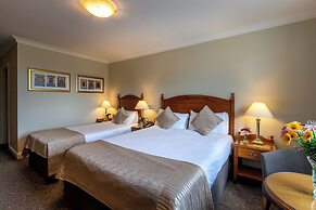 Newgrange Hotel
