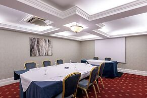 Newgrange Hotel