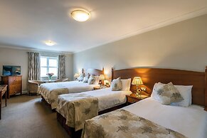 Newgrange Hotel