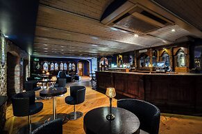 Newgrange Hotel