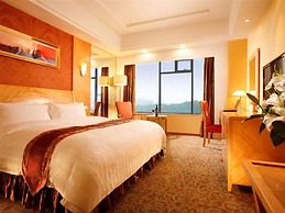 Dalian East Hotel