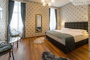 Hotel Urania