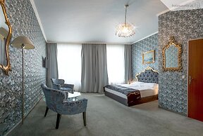 Hotel Urania