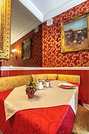 Hotel Urania