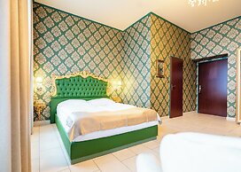 Hotel Urania