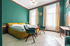 Hotel Urania