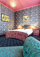 Hotel Urania