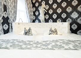 Hotel Urania