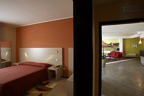 Janus Hotel