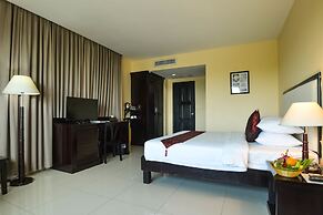 Almond Hotel Sothearos