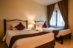Almond Hotel Sothearos