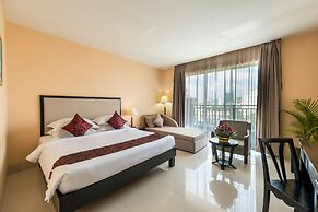 Almond Hotel Sothearos
