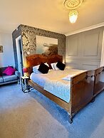 The North Cliff Hotel