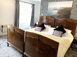 The North Cliff Hotel