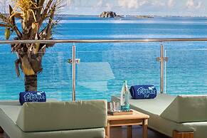 Bleu Emeraude Hotel