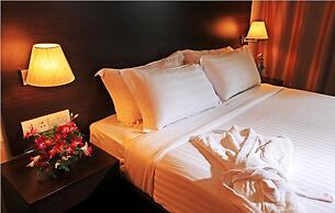Le Royale Residency
