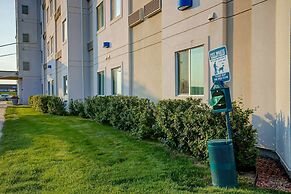 Motel 6 Grande Prairie, AB