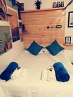 Daddy Long Legs Art Hotel