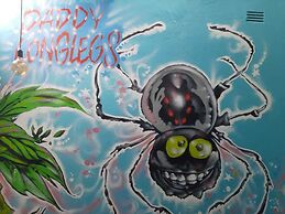 Daddy Long Legs Art Hotel