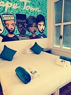Daddy Long Legs Art Hotel
