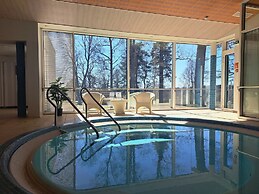 Backby Manor