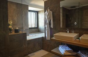 Villa Blanca Urban Hotel