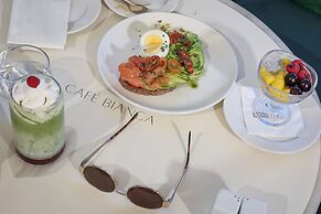 Villa Blanca Urban Hotel