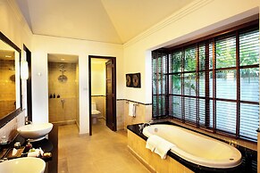 Kanda Residences Pool Villas