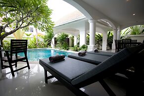 Palm Grove Resort