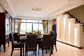Palm Grove Resort