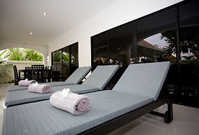 Palm Grove Resort