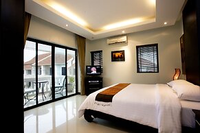 Palm Grove Resort