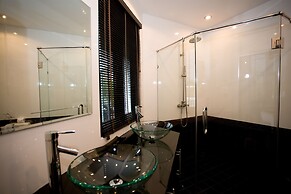 Palm Grove Resort