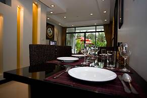 Palm Grove Resort