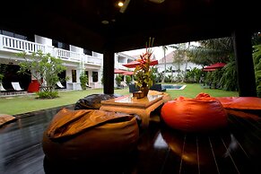 Palm Grove Resort