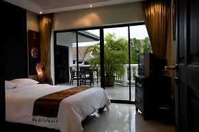 Palm Grove Resort